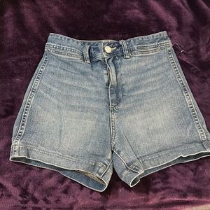 Gap shorts size 0